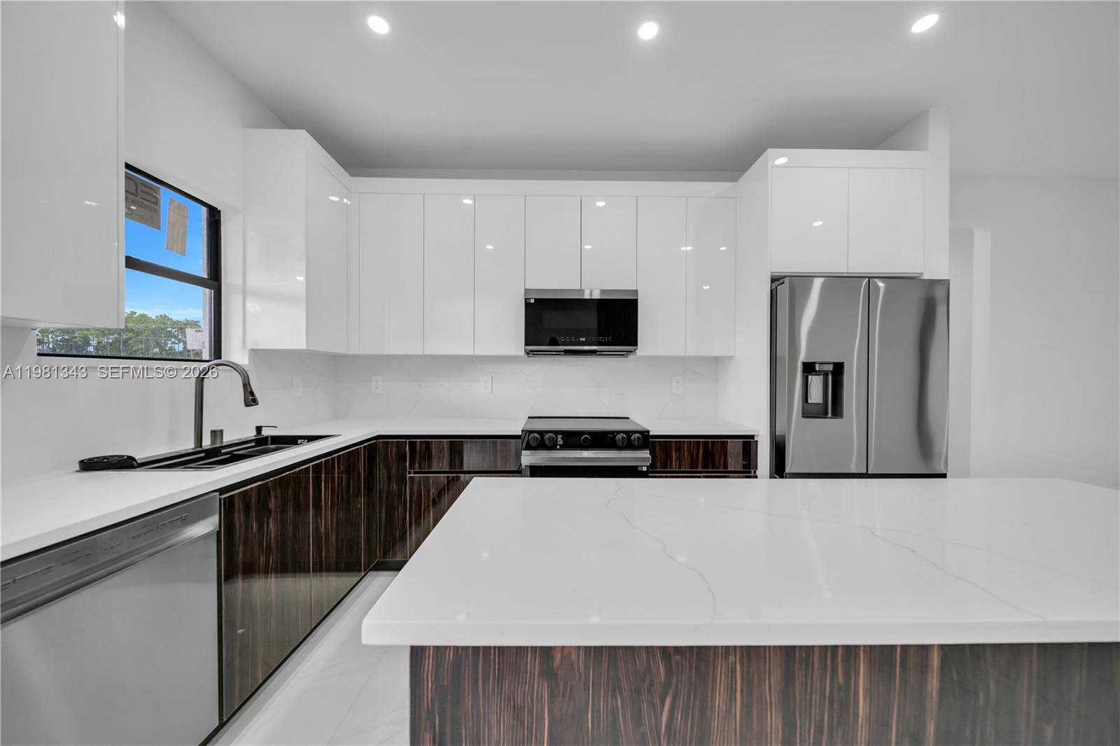 704 Holmes Ave Lehigh Acres, FL 33974