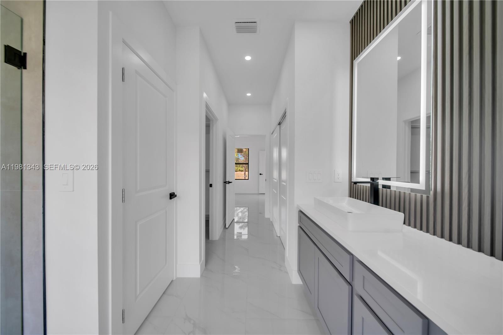 704 Holmes Ave Lehigh Acres, FL 33974