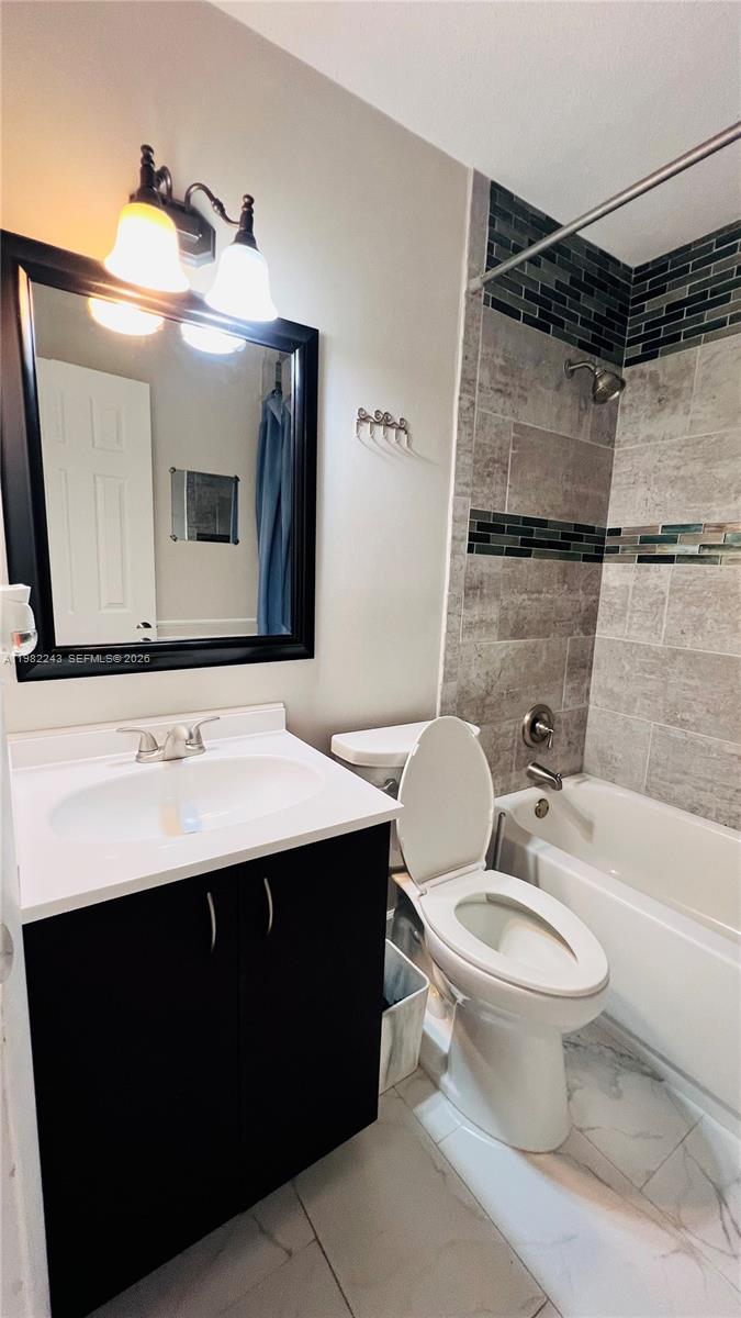 581 SW Banks Ter Port St Lucie, FL 34953