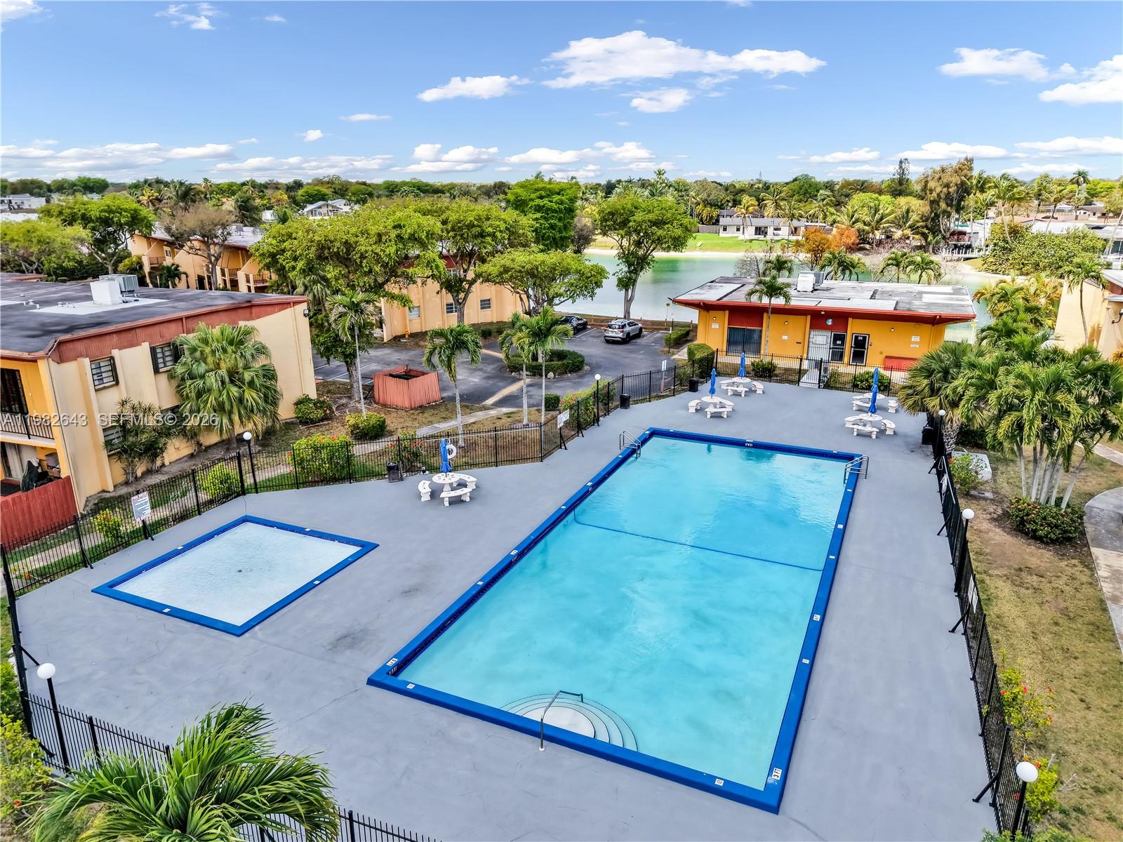 13731 SW 84th St #A-11 Miami, FL 33183