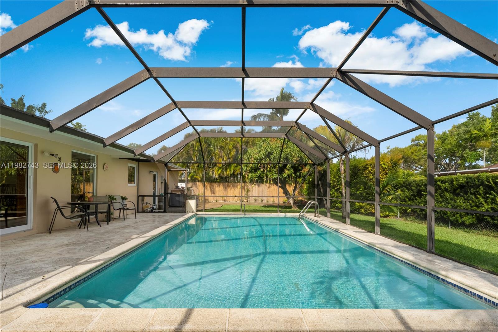 8461 SW 147th Ter Palmetto Bay, FL 33158