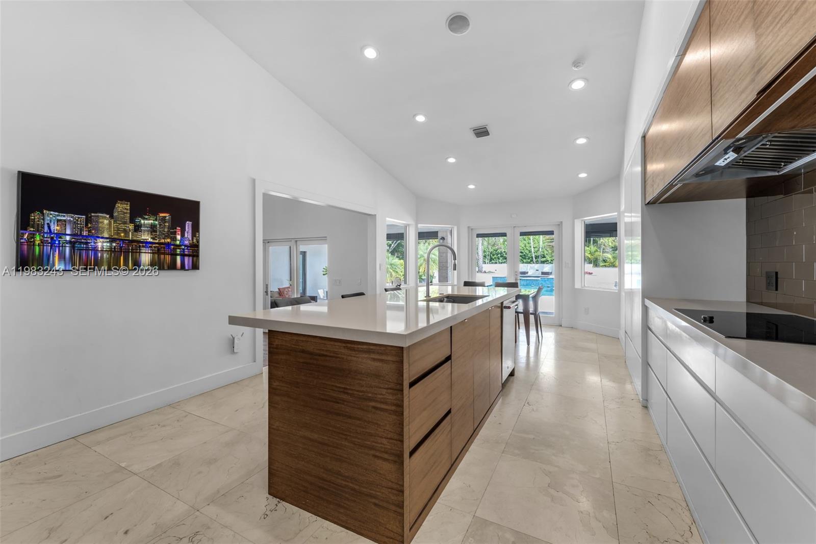 8967 SW 117th St Miami, FL 33176