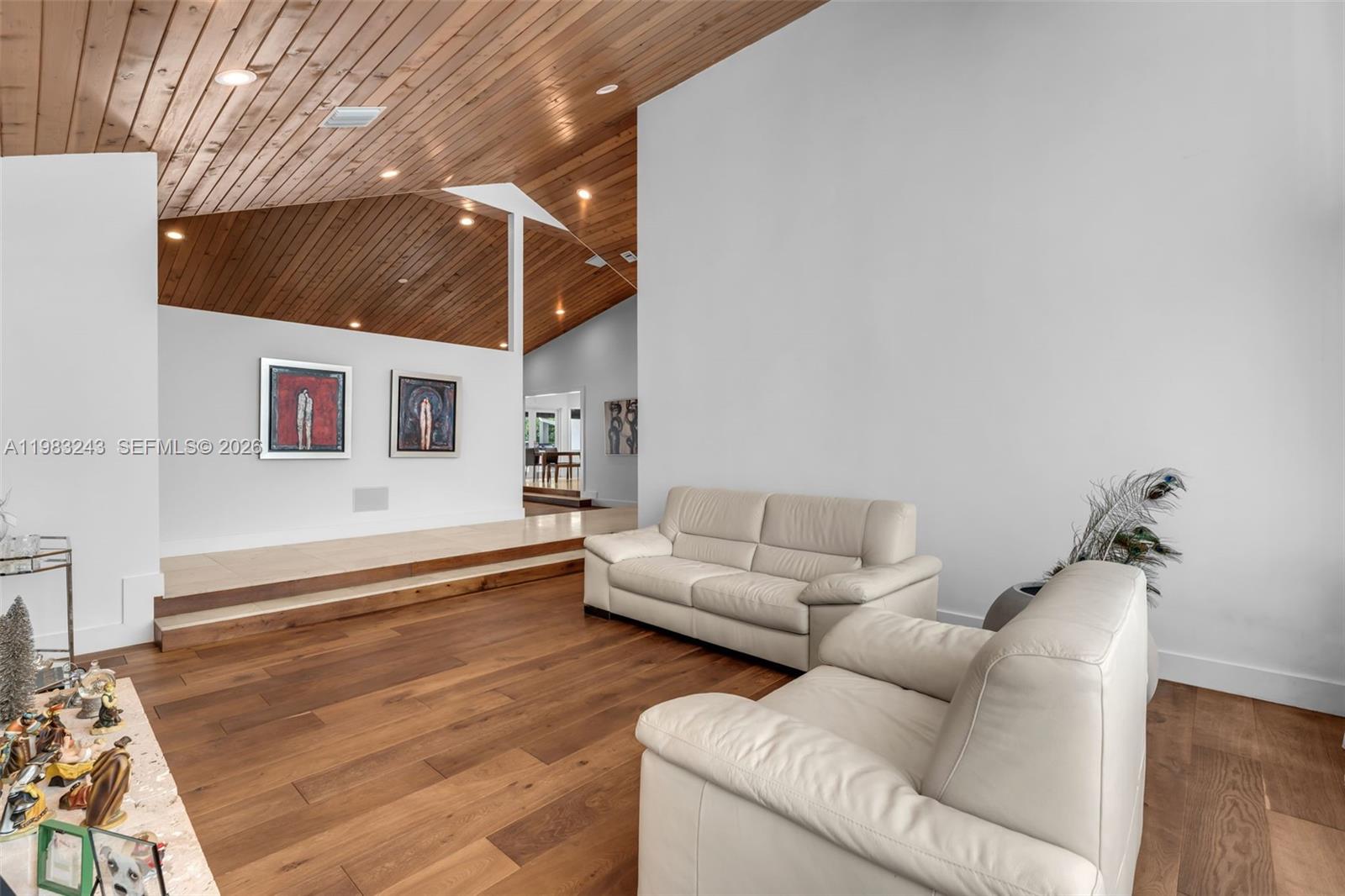 8967 SW 117th St Miami, FL 33176