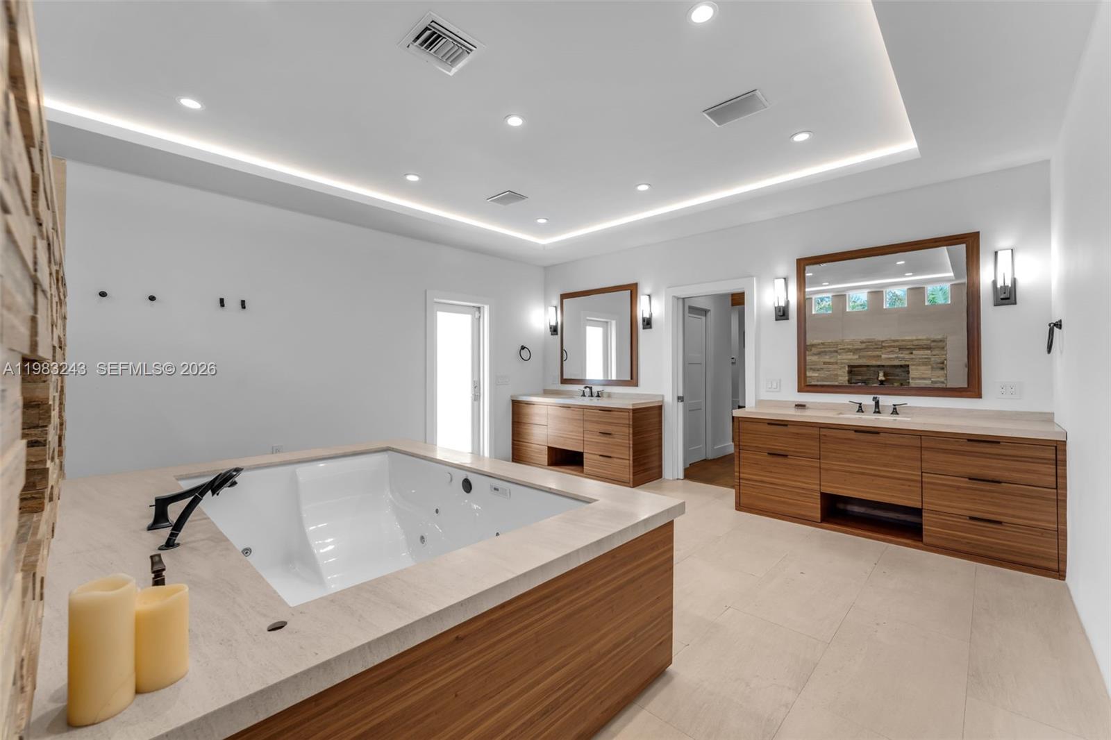 8967 SW 117th St Miami, FL 33176