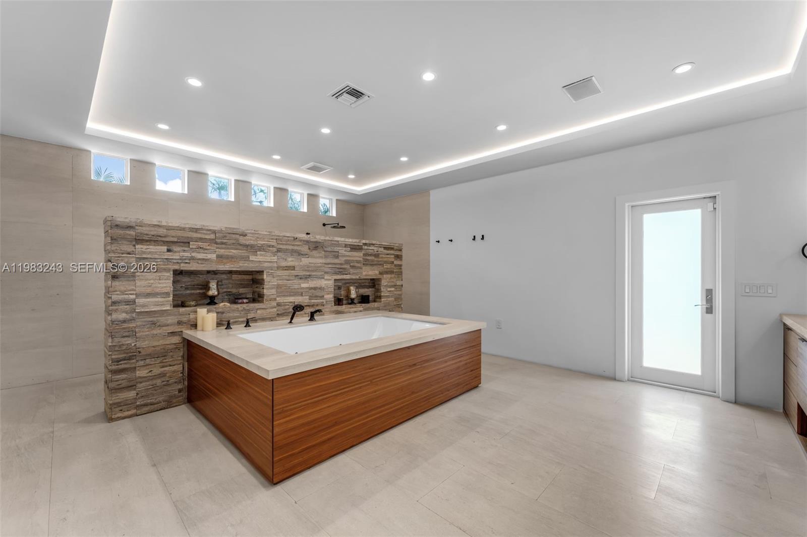 8967 SW 117th St Miami, FL 33176