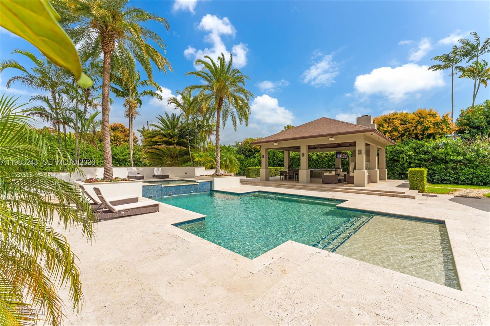 8967 SW 117th St Miami, FL 33176