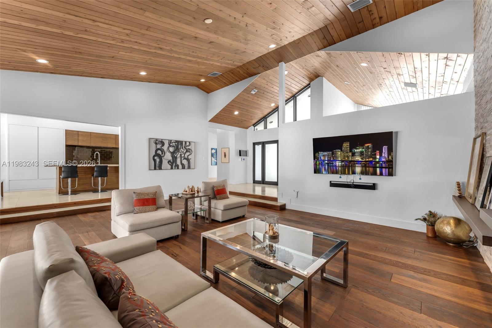 8967 SW 117th St Miami, FL 33176