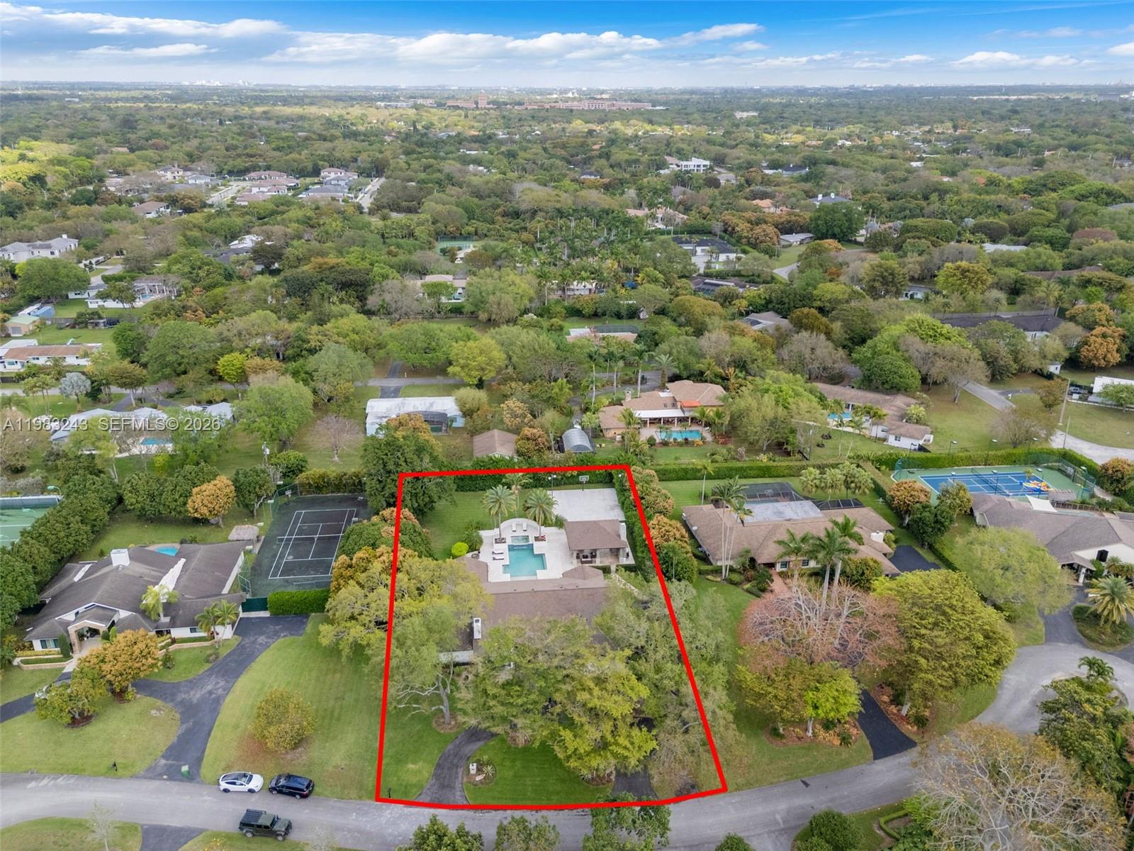 8967 SW 117th St Miami, FL 33176