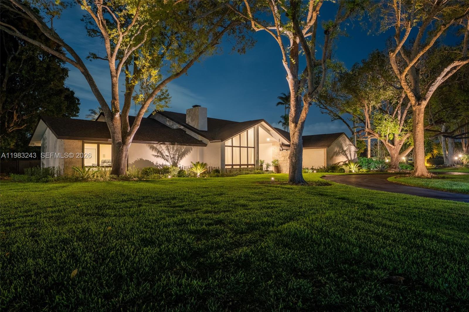 8967 SW 117th St Miami, FL 33176