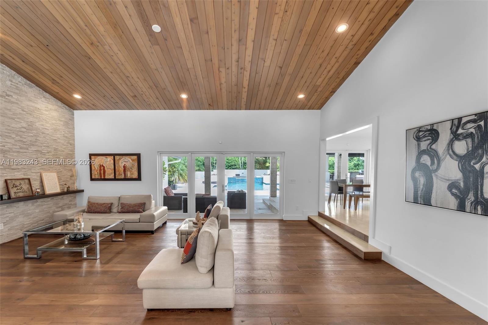 8967 SW 117th St Miami, FL 33176