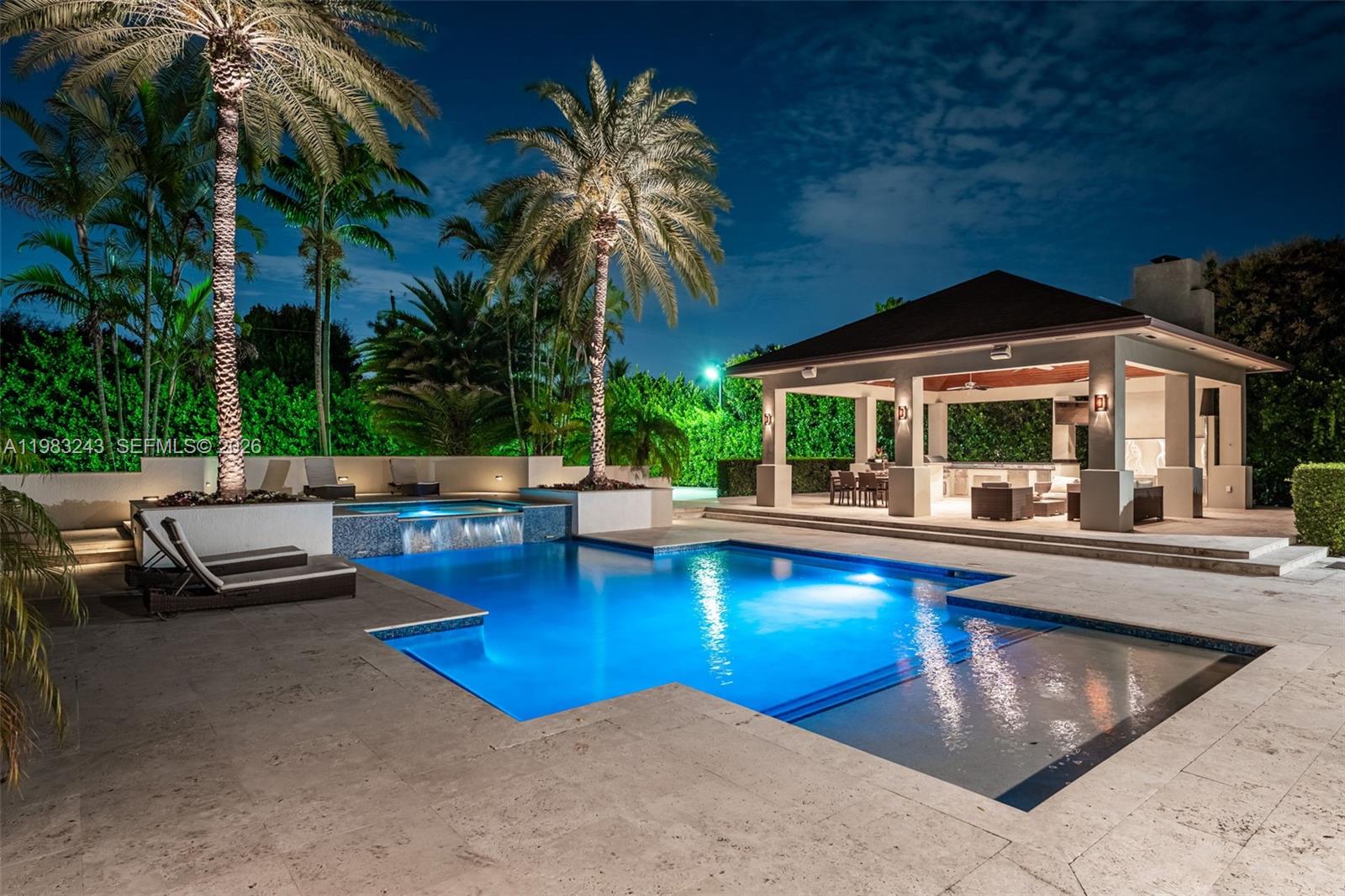 8967 SW 117th St Miami, FL 33176