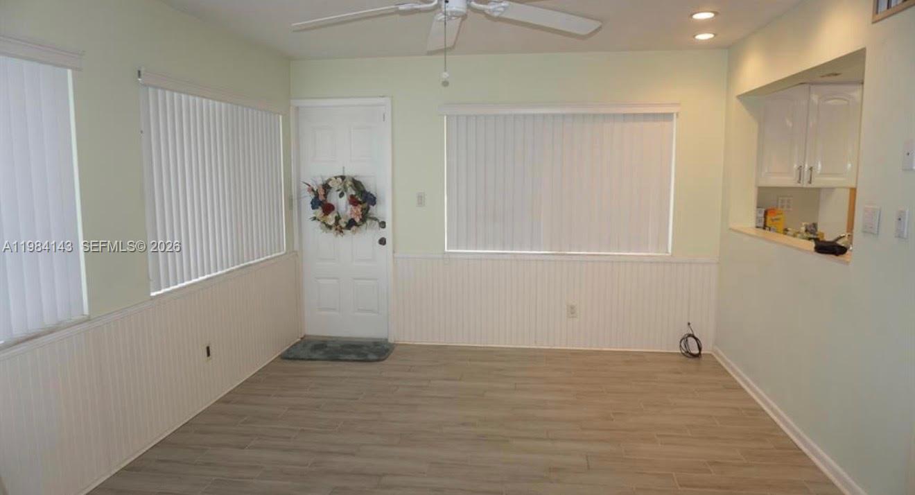 328 Riverdale Rd Palm Springs, FL 33461