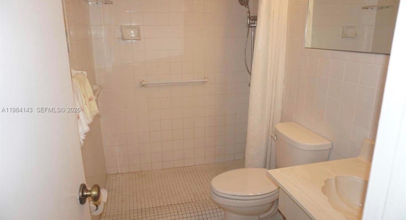 328 Riverdale Rd Palm Springs, FL 33461