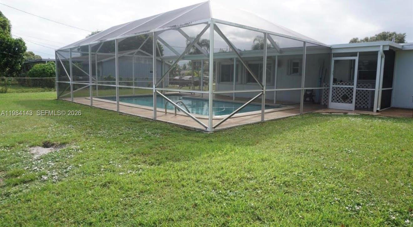 328 Riverdale Rd Palm Springs, FL 33461