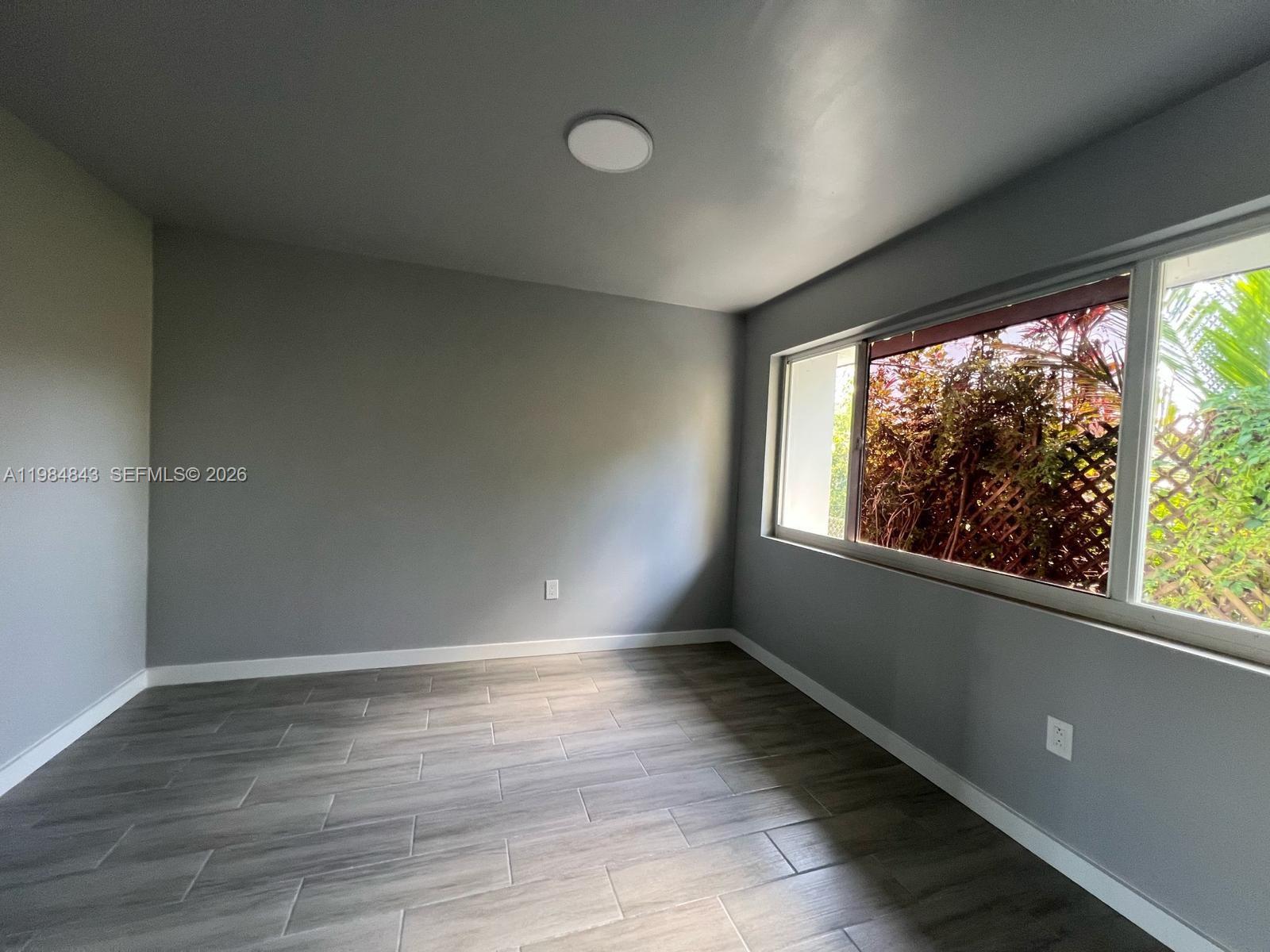 161 NE 117th St Miami, FL 33161