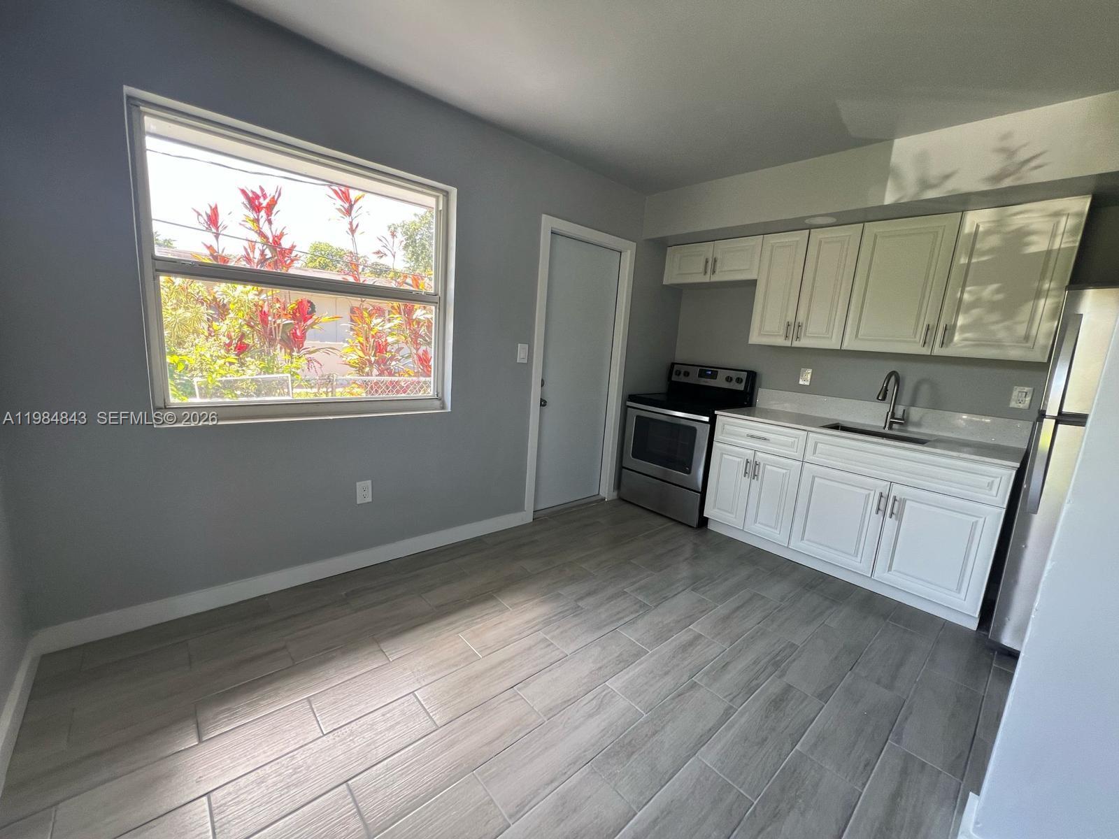 161 NE 117th St Miami, FL 33161