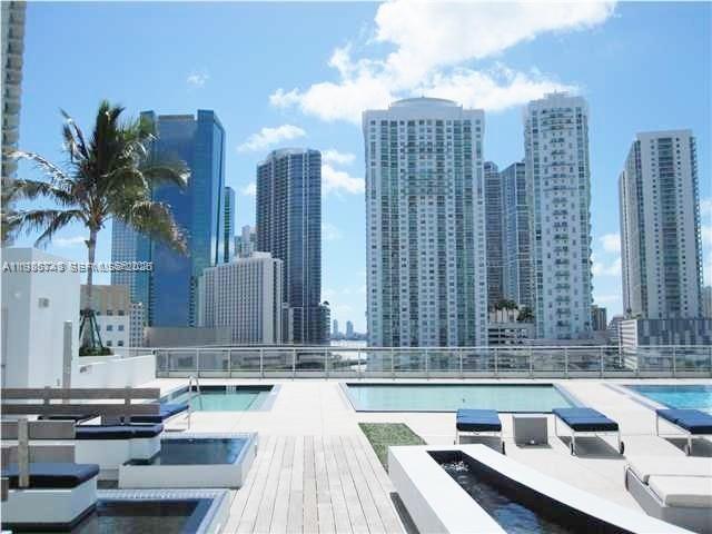 92 SW 3rd St #2510 Miami, FL 33130