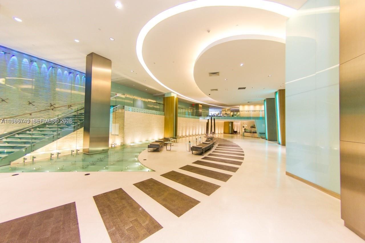 92 SW 3rd St #2510 Miami, FL 33130