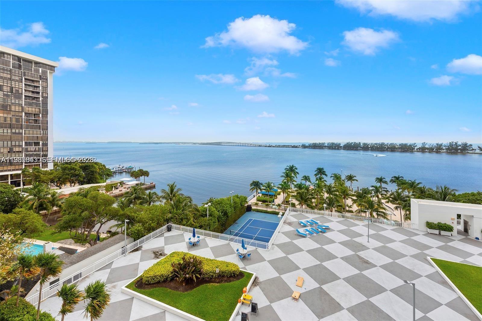 2101 Brickell Ave #506