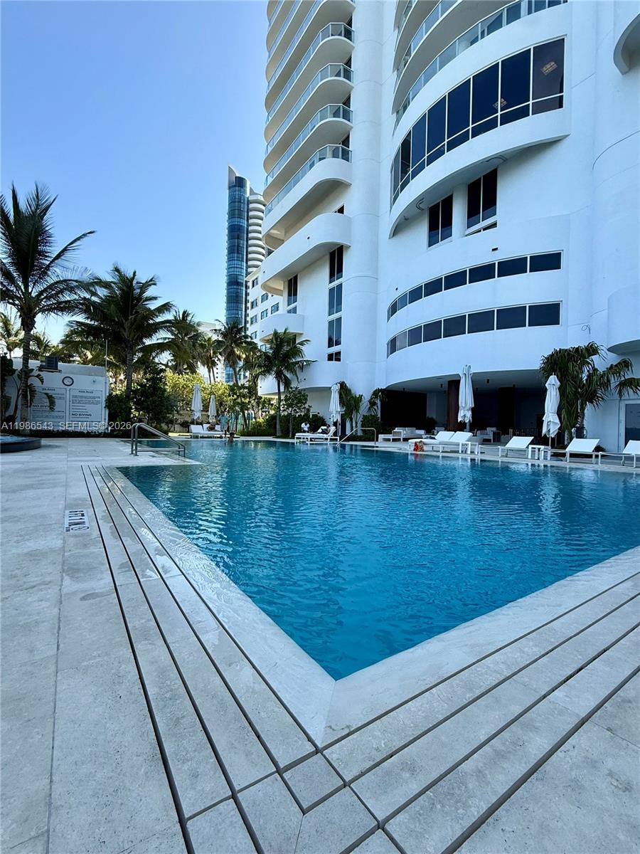 6365 Collins Ave #904 Miami Beach, FL 33141