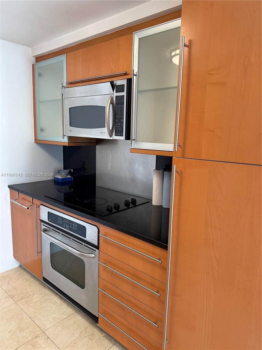 6365 Collins Ave #904 Miami Beach, FL 33141