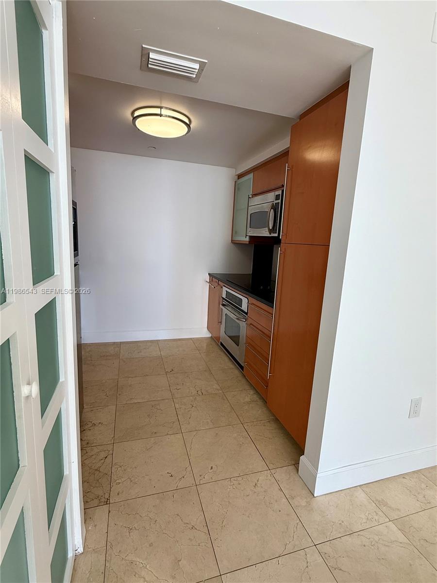 6365 Collins Ave #904 Miami Beach, FL 33141