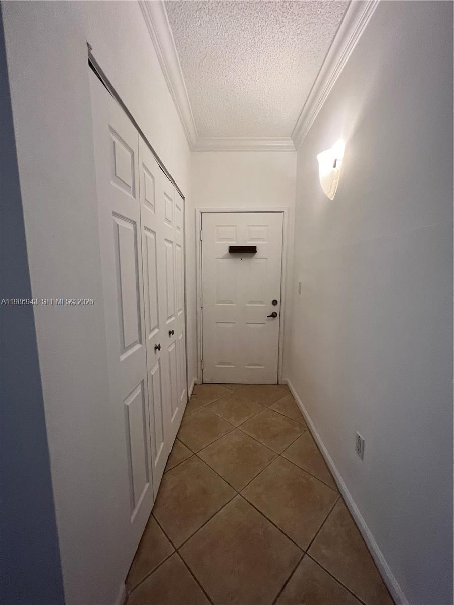 1000 Scotia Dr #101 Hypoluxo, FL 33462