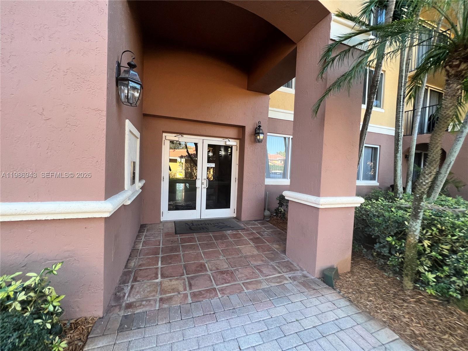 1000 Scotia Dr #101 Hypoluxo, FL 33462