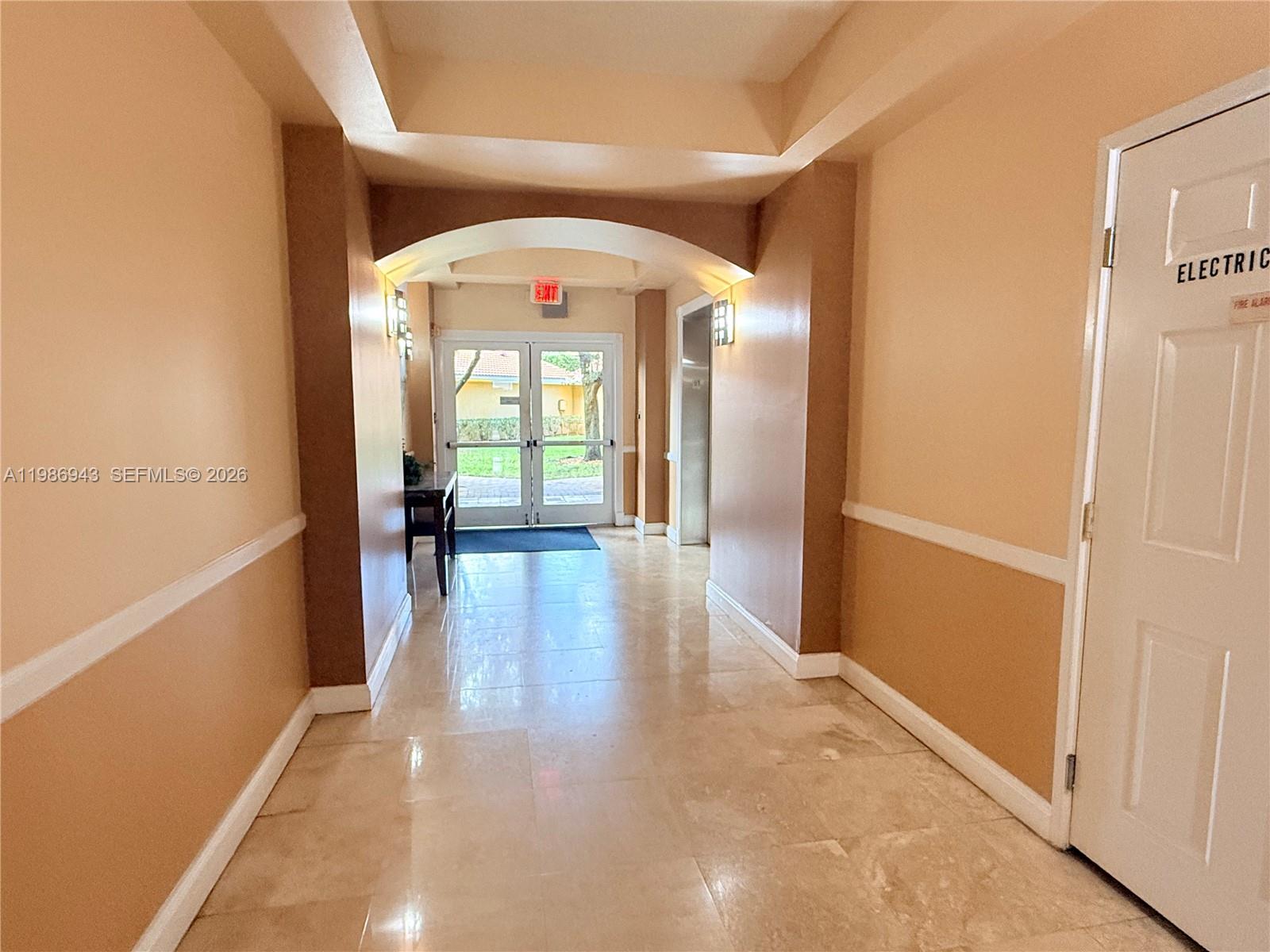 1000 Scotia Dr #101 Hypoluxo, FL 33462