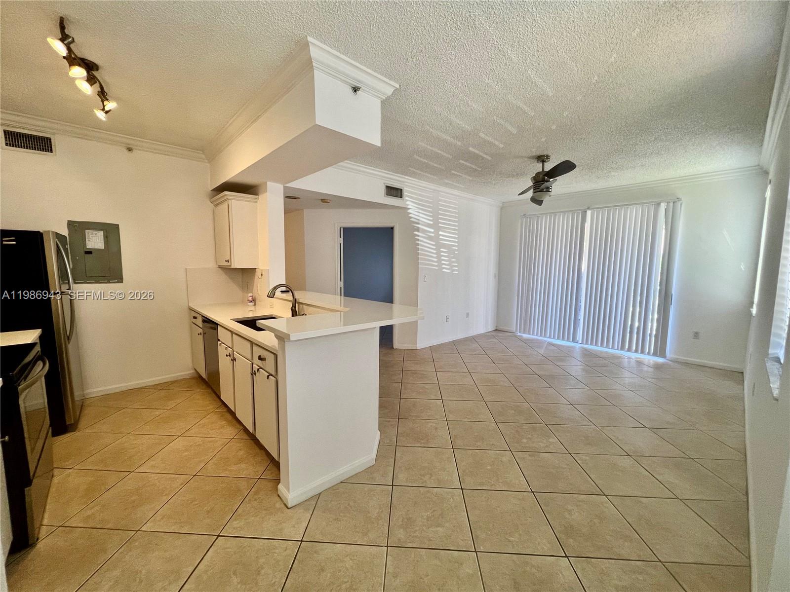 1000 Scotia Dr #101 Hypoluxo, FL 33462