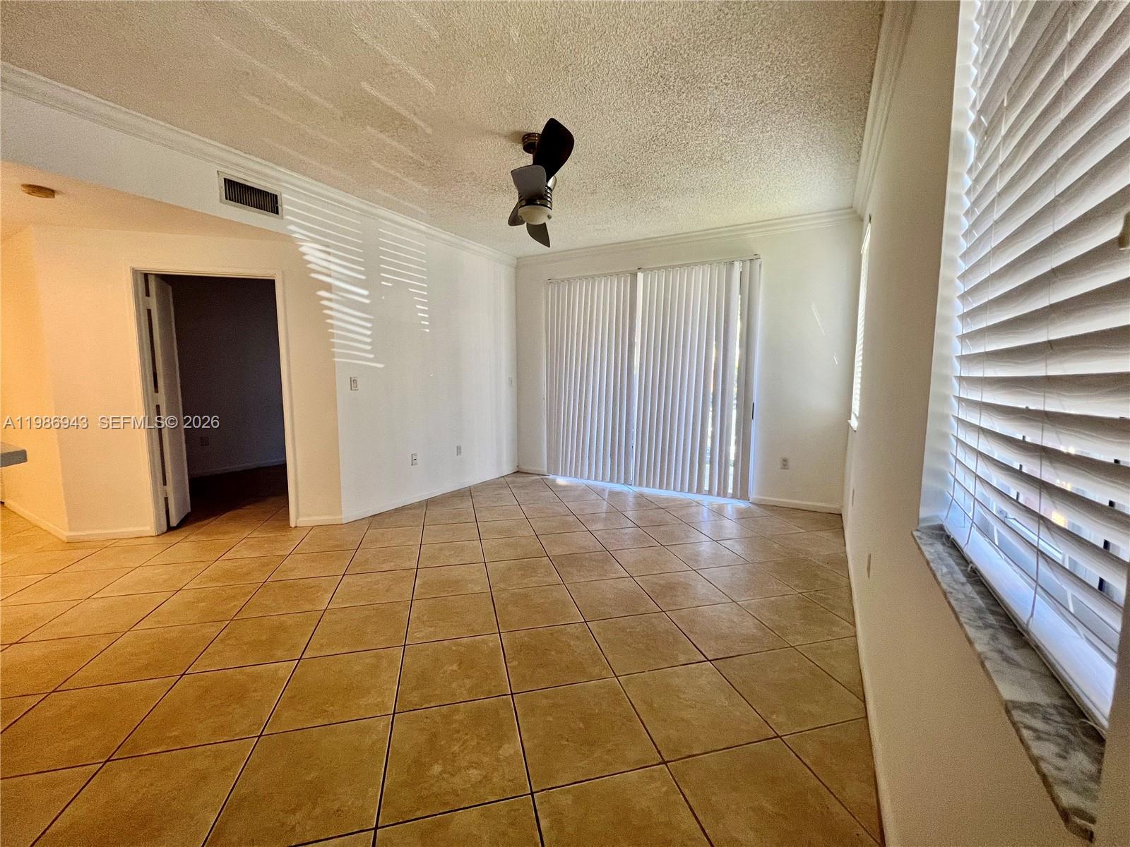 1000 Scotia Dr #101 Hypoluxo, FL 33462