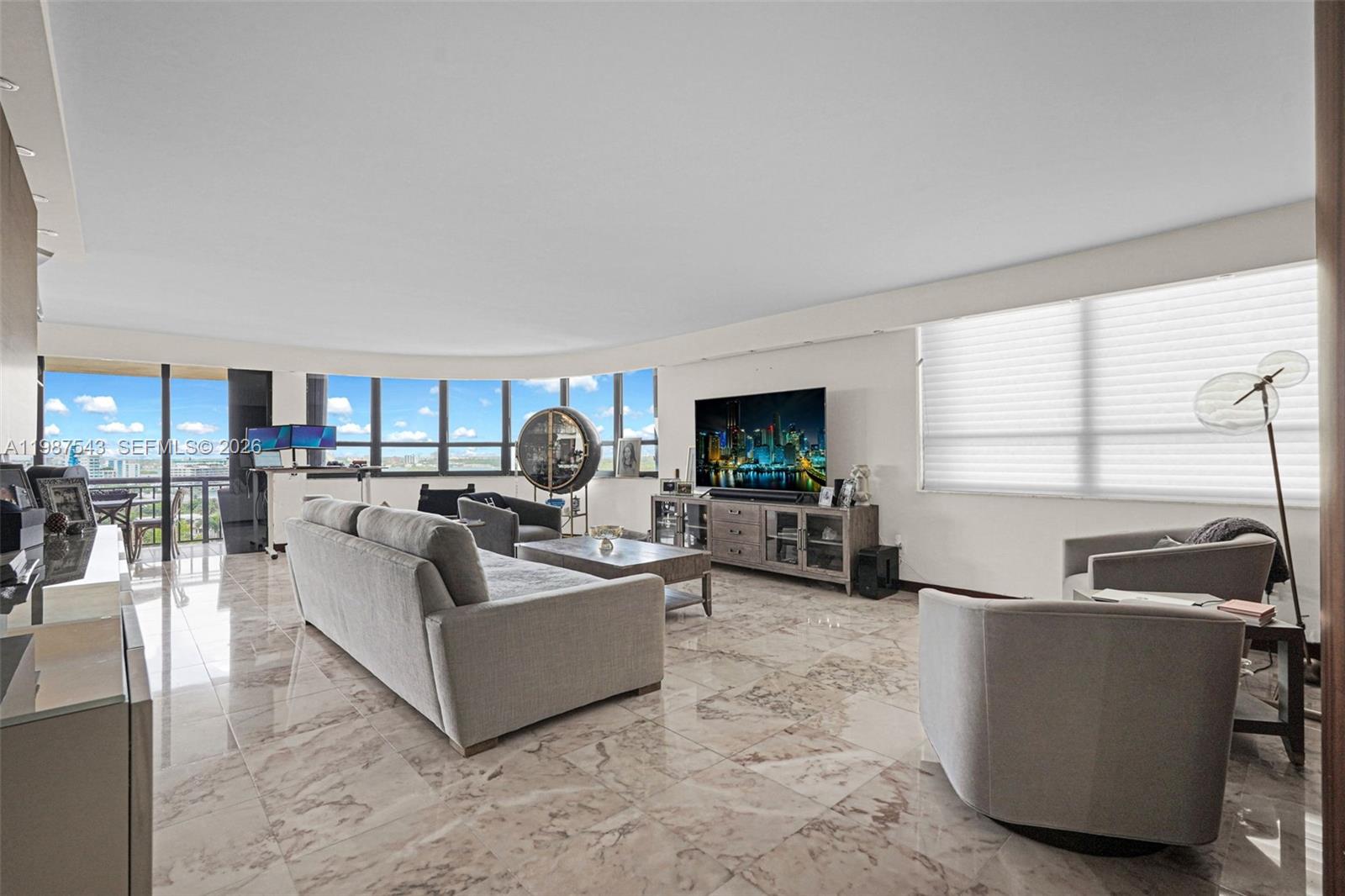10175 Collins Ave #1207 Bal Harbour, FL 33154