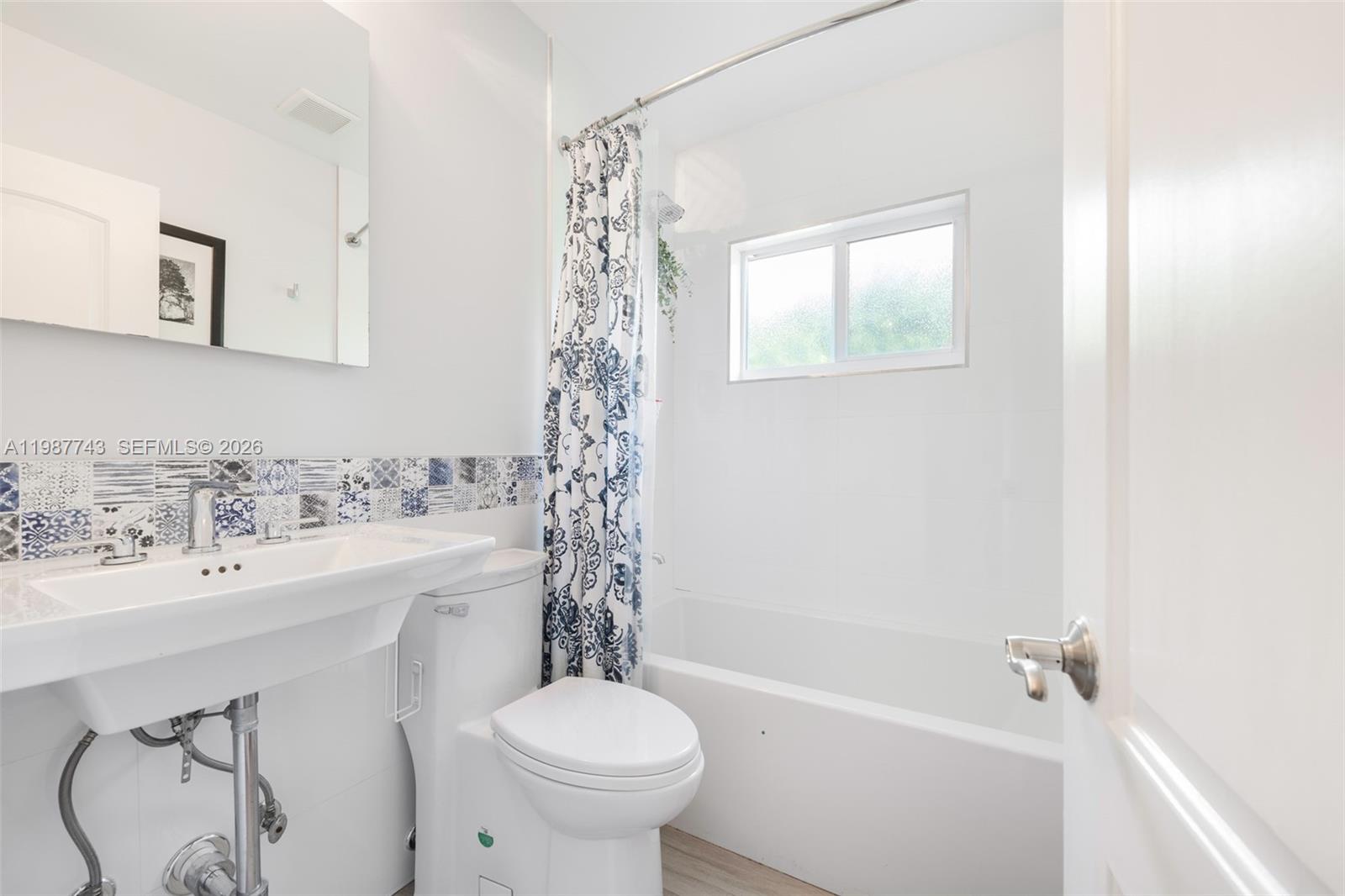 809 Angelo Ave Coral Gables, FL 33134