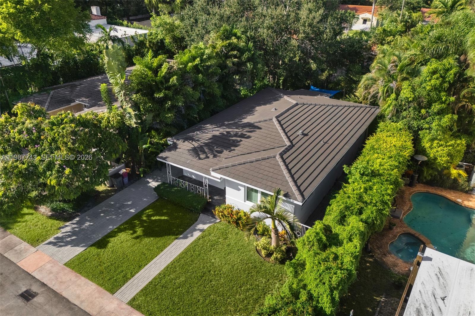 809 Angelo Ave Coral Gables, FL 33134
