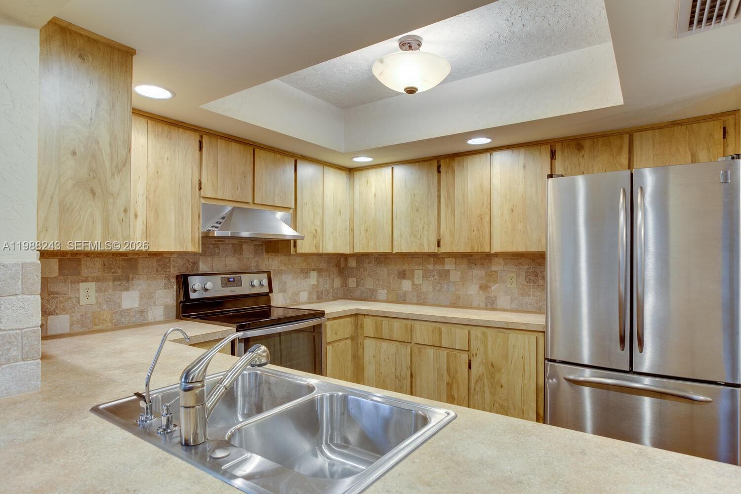 1625 Sunkist Way Fort Myers, FL 33905