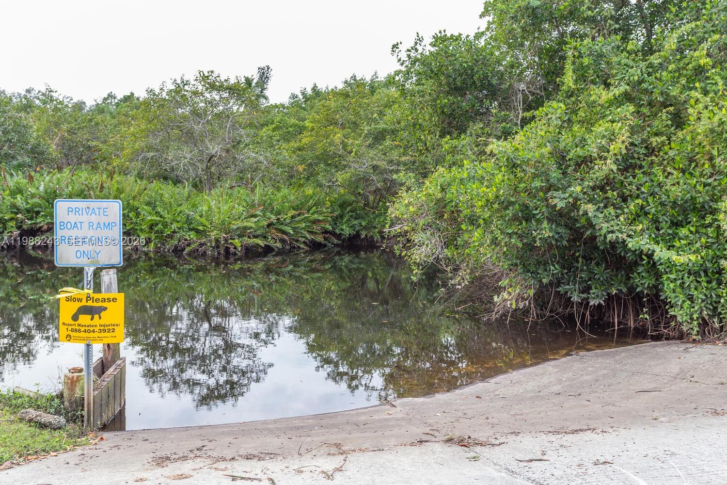 1625 Sunkist Way Fort Myers, FL 33905