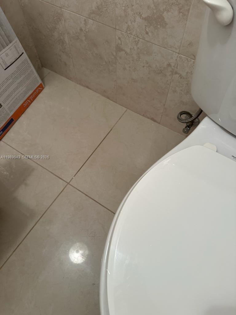 2750 NE 183rd St #1201 Aventura, FL 33160