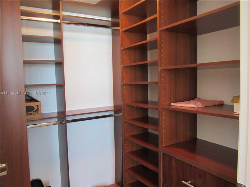 495 Brickell Ave #2401 Miami, FL 33131