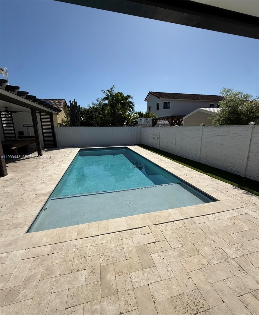 7874 NW 194th St #7874