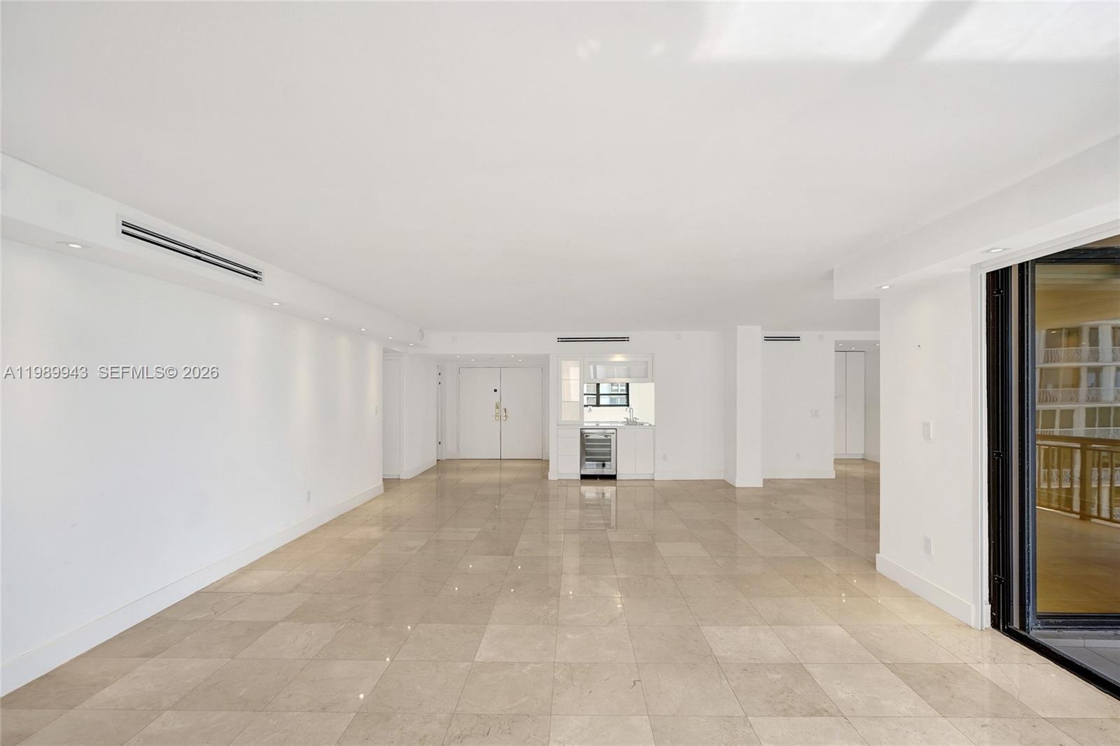 image Tiffany of Bal Harbour15