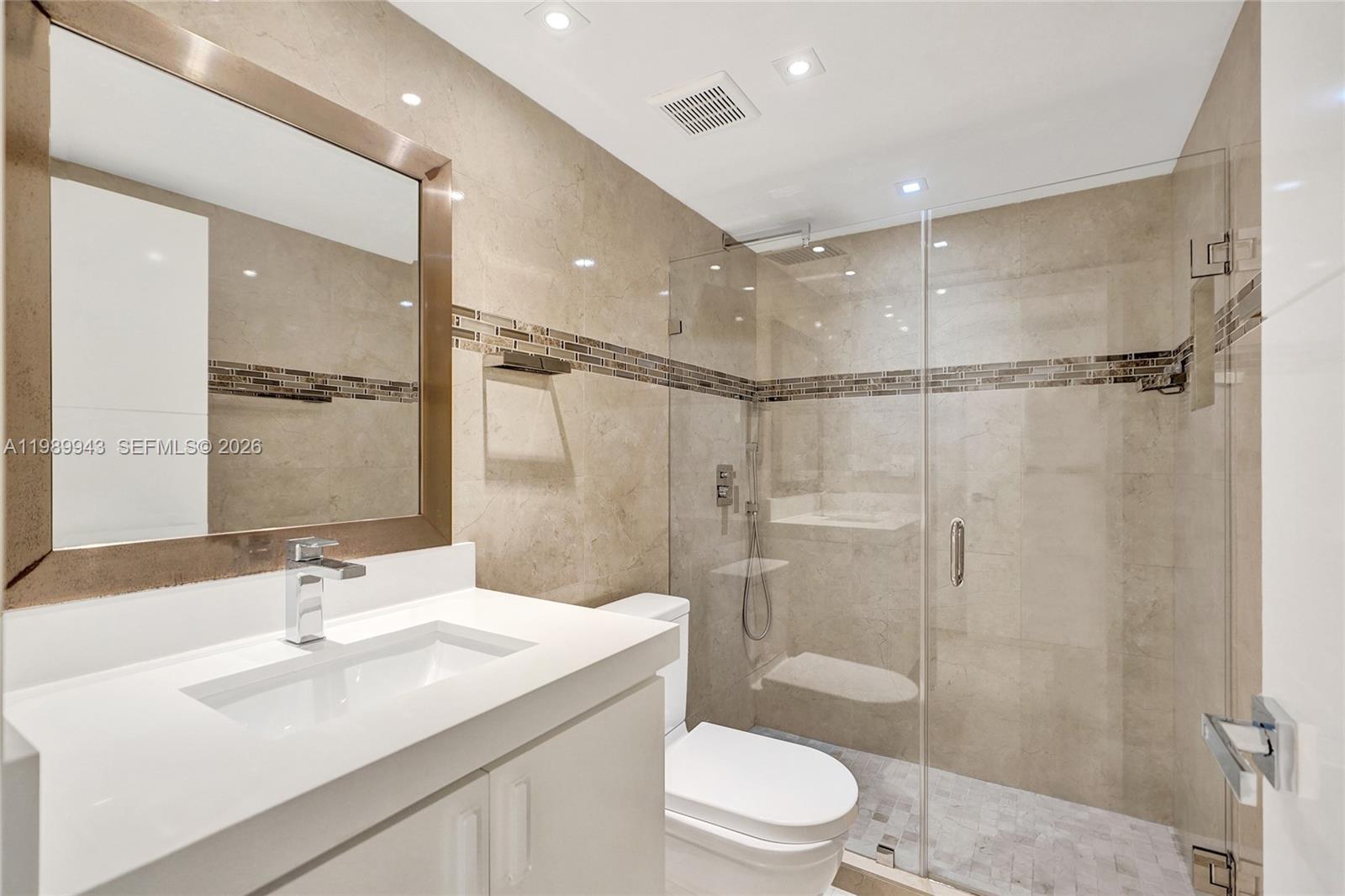 image Tiffany of Bal Harbour33