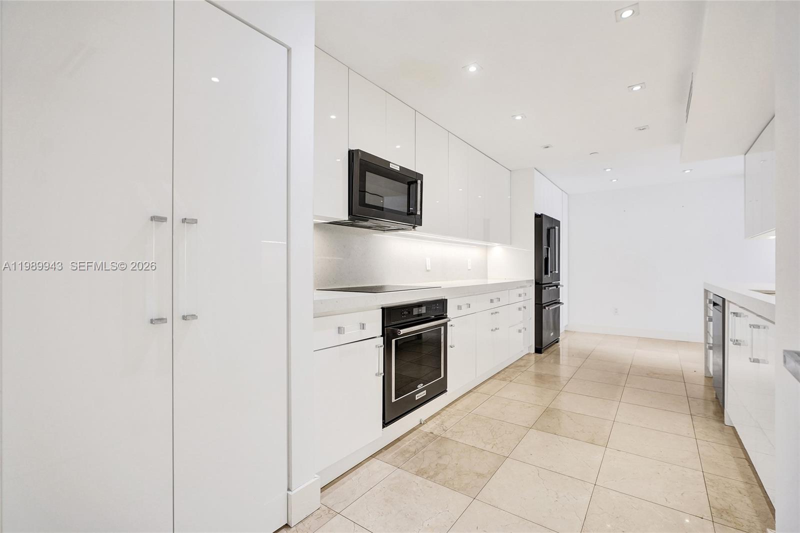 image Tiffany of Bal Harbour4