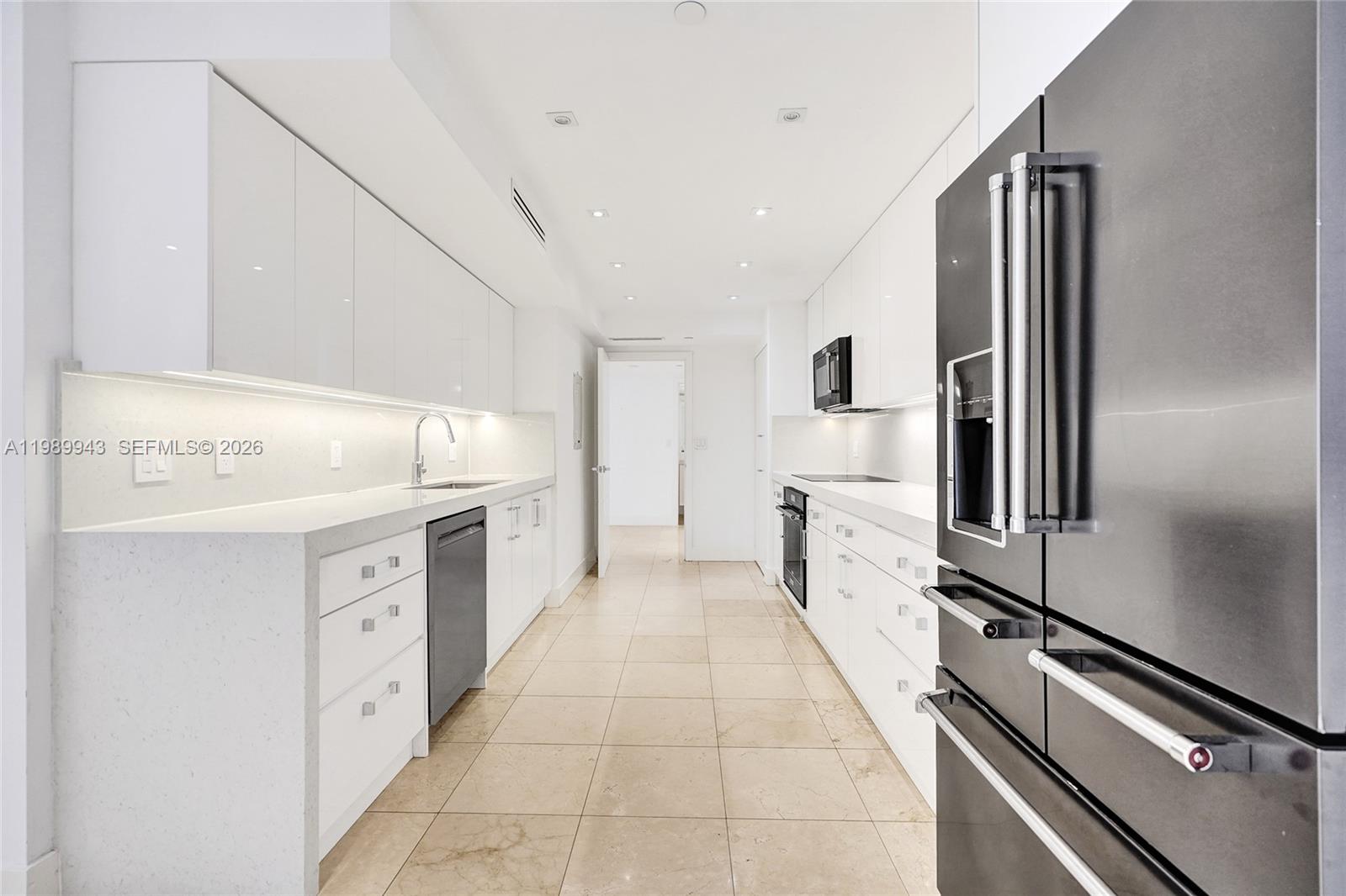 image Tiffany of Bal Harbour5