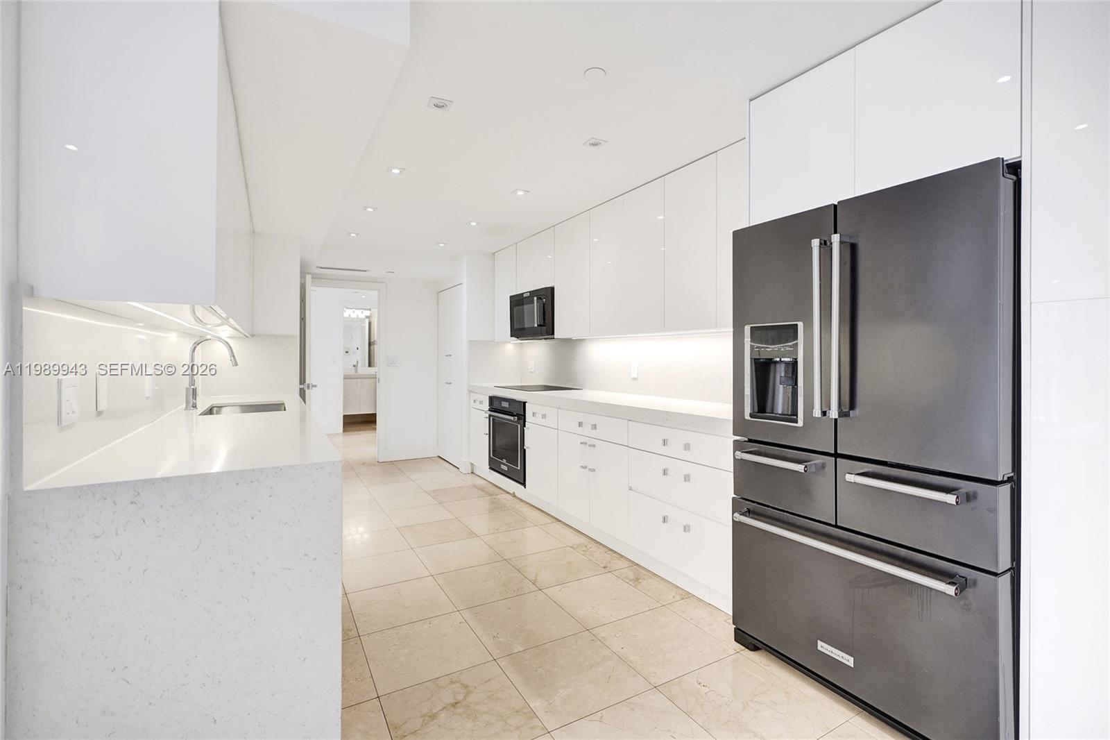 image Tiffany of Bal Harbour6