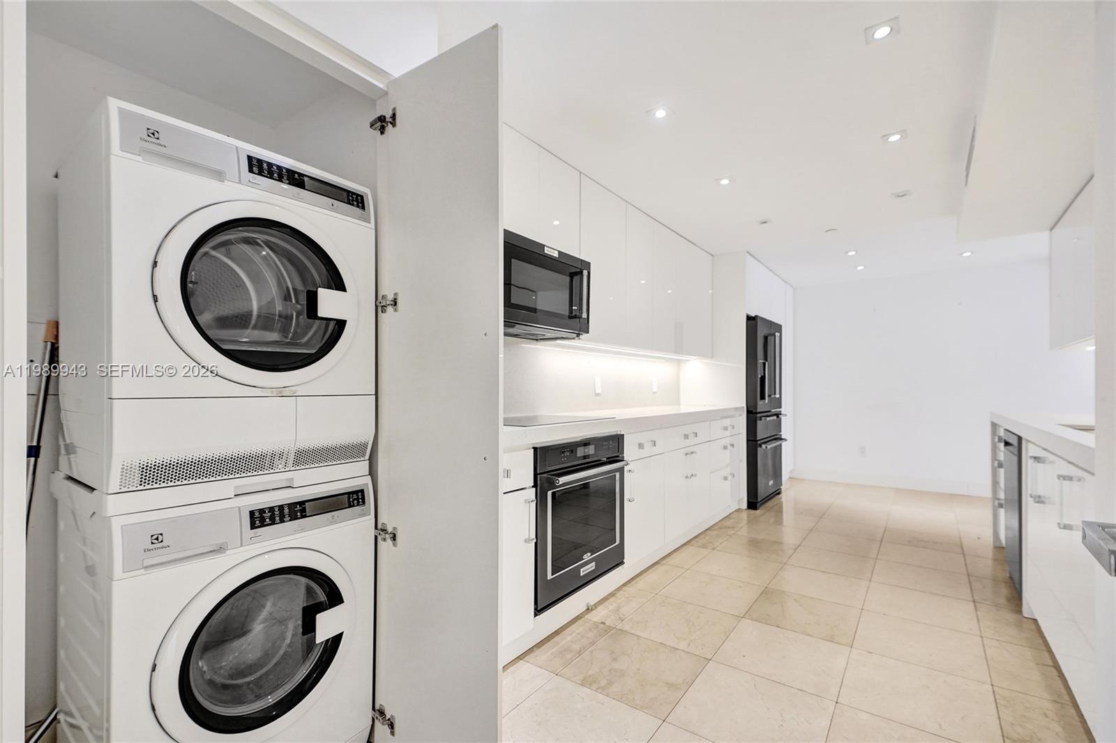 image Tiffany of Bal Harbour7