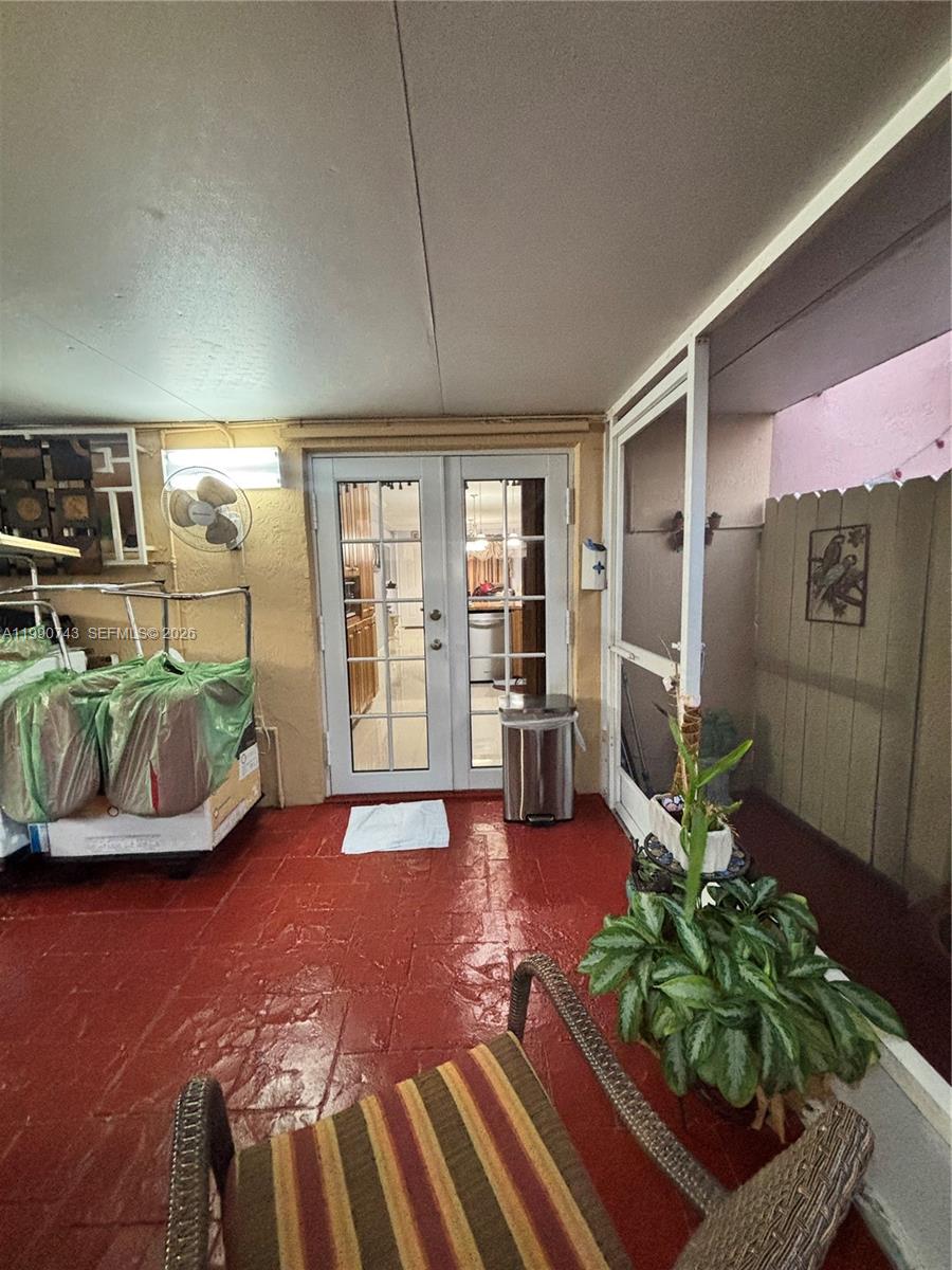 2310 W 74th St #103 Hialeah, FL 33016