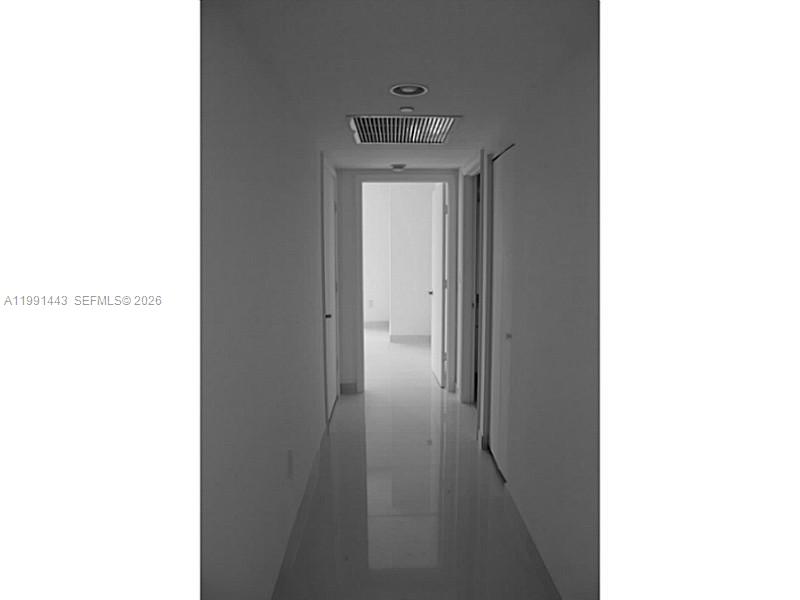 image Icon Brickell I8