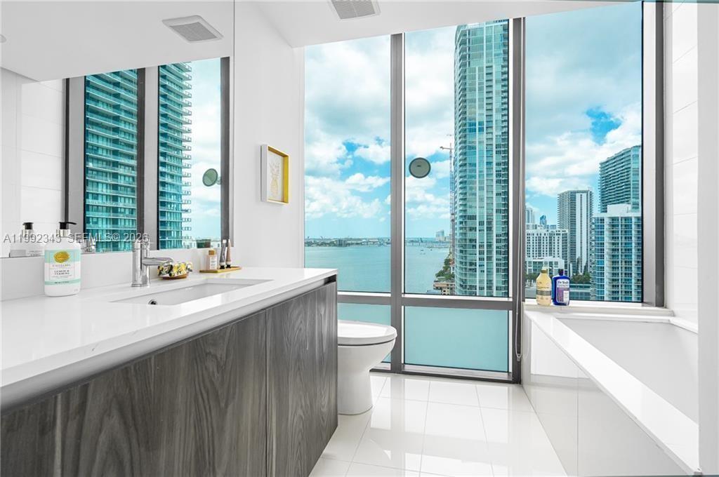 3131 NE 7th Ave #1901 Miami, FL 33137