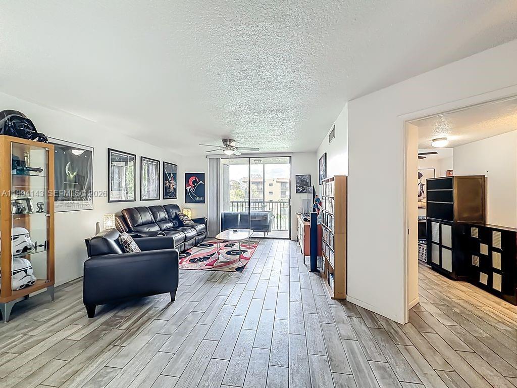 10401 W Broward Blvd #302 Plantation, FL 33324