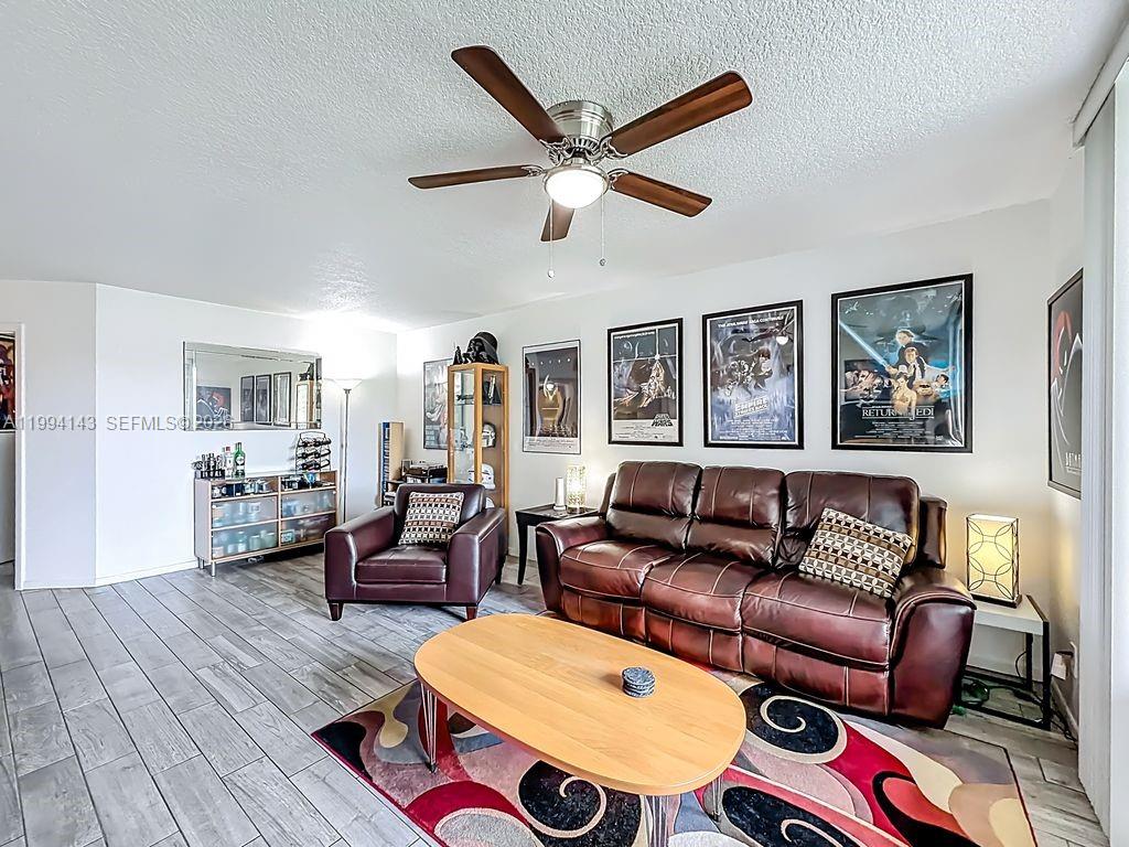 10401 W Broward Blvd #302 Plantation, FL 33324